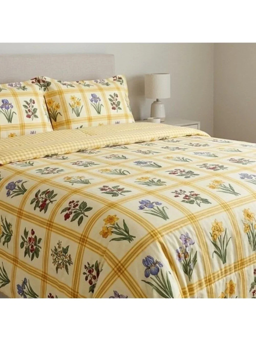 UltraKing Vintage Reversible Floral Gingham Comforter Yellow Cottagecore Bedding
